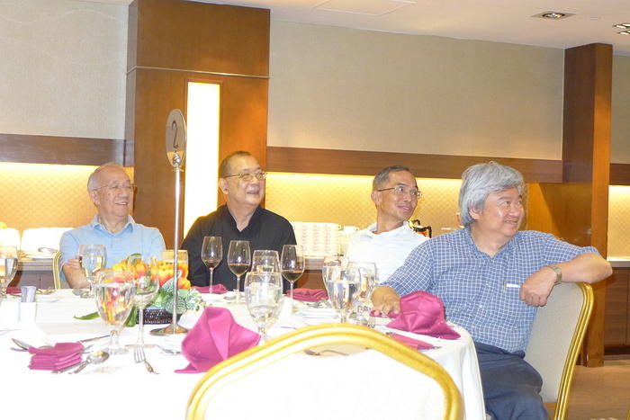 P1000196