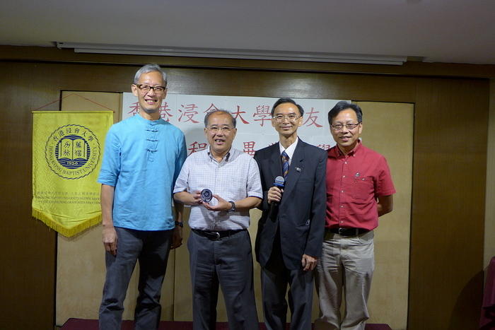 P1000208